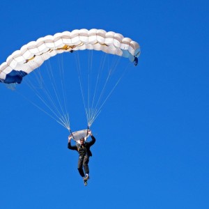 爱游戏官网-亚洲杯篮球赛首轮混战 结果让球迷大跌眼镜，亚洲杯2021篮球